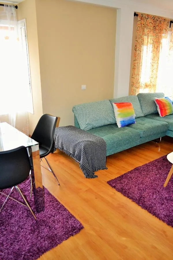 شقة Larios Centro Triniad Suites مالقة إسبانيا