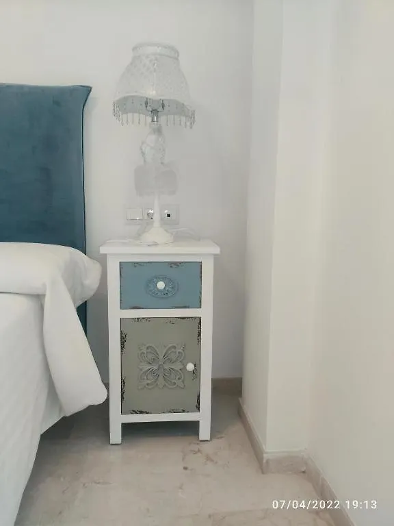 Larios Centro Triniad Suites Malaga Apartment